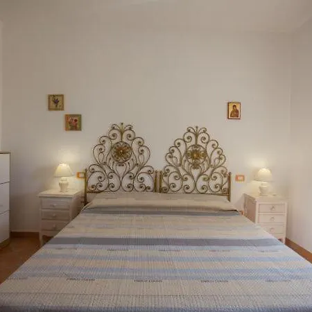 Pittulongu Sleeps 4 Apartman *